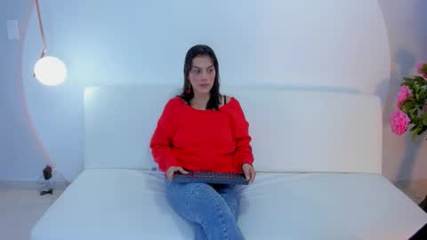    online show from December 22, 2025, 1:41 pm