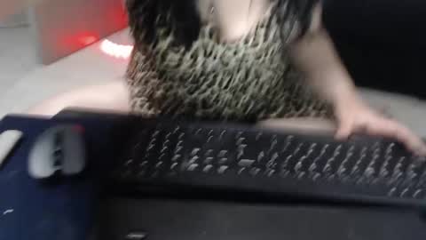 Snapshot of ada_rain chatting on May 8, 2026, 8:47 pm Ada online show from May 8, 2026, 8:47 pm