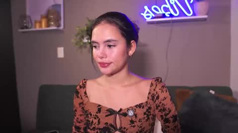 Adahara online show from November 16, 2025, 11:32 pm