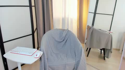 Adam online show from April 1, 2026, 1:41 pm