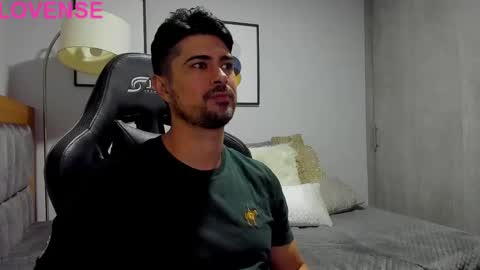 adam clarke online show from October 3, 2025, 3:47 am