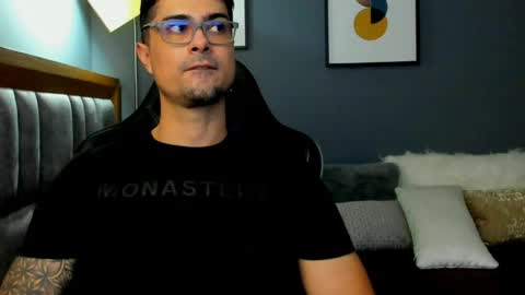 Snapshot of adam_clarke chatting on May 29, 2026, 2:09 am adam clarke online show from May 29, 2026, 2:09 am