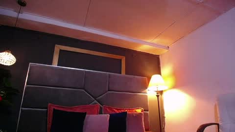 adam_fit19cm online show from April 11, 2026, 2:10 pm