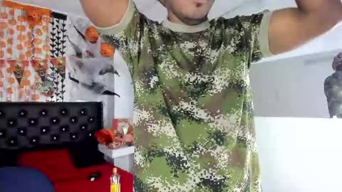 adam_morgan2 online show from October 29, 2025, 7:04 pm