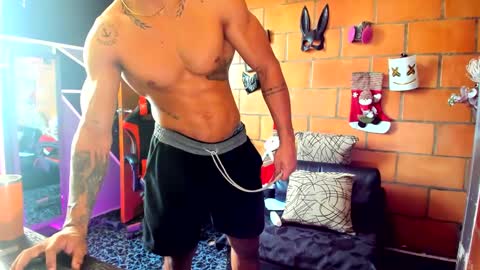 Adam Valencia online show from December 10, 2024, 6:06 pm