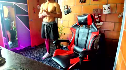 Adam Valencia online show from December 24, 2024, 5:34 pm