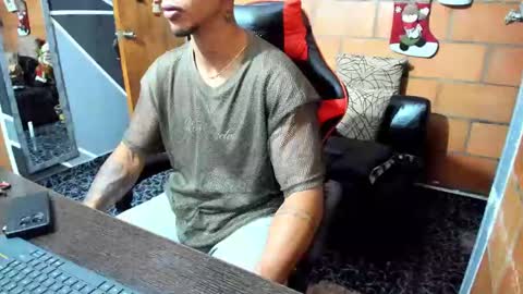 Adam Valencia online show from December 29, 2024, 3:44 am