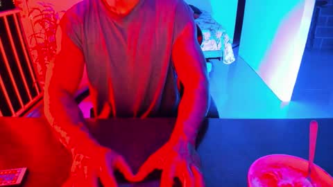 Adam Valencia online show from October 5, 2025, 11:13 pm