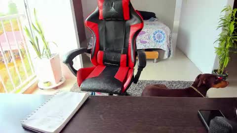 Adam Valencia online show from October 16, 2025, 4:19 pm