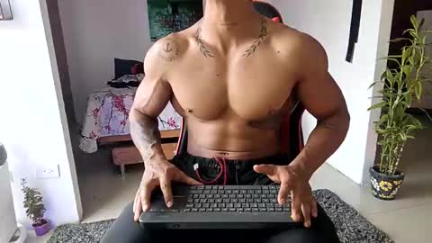 Adam Valencia online show from November 20, 2025, 5:01 pm