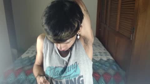 instagram  adam x256 online show from January 13, 2025, 6:16 am