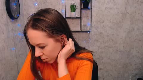 adamais_ online show from February 10, 2025, 12:39 pm