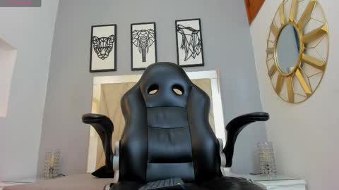 Snapshot of adams_bobby chatting on April 15, 2026, 11:06 am Adams Bobby online show from April 15, 2026, 11:06 am