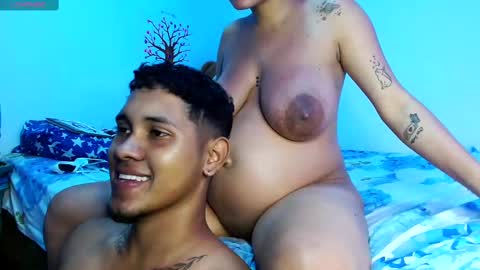 ADAMS Y NIKI online show from February 28, 2025, 7:58 am