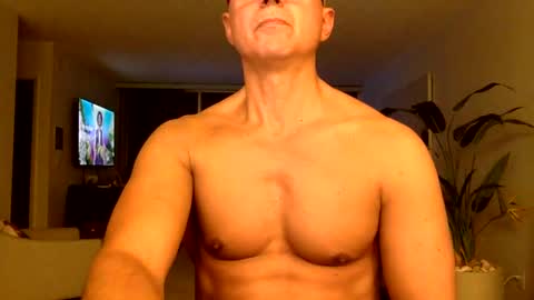 Adam online show from November 14, 2025, 1:37 am