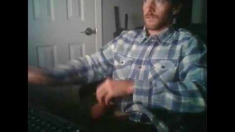 Snapshot of adamsjason20 chatting on December 25, 2024, 8:18 am adamsjason20 online show from December 25, 2024, 8:18 am