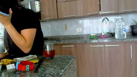 eva online show from January 28, 2025, 6:39 pm