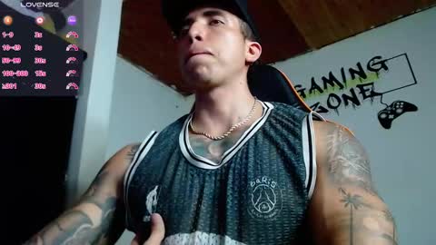 Snapshot of adan_hudson chatting on February 23, 2025, 11:04 pm Anderson online show from February 23, 2025, 11:04 pm