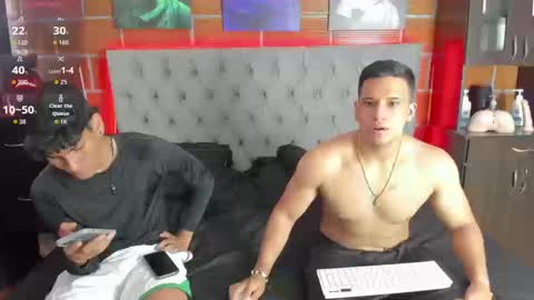 Snapshot of adan_oriol chatting on September 17, 2025, 8:32 pm Adan Oriol online show from September 17, 2025, 8:32 pm