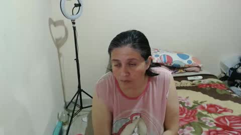 Adan and Eva online show from April 26, 2026, 11:46 pm