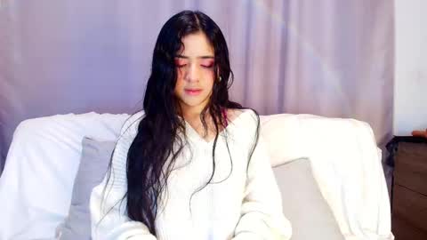  Adara Johnson  online show from October 15, 2025, 11:43 am