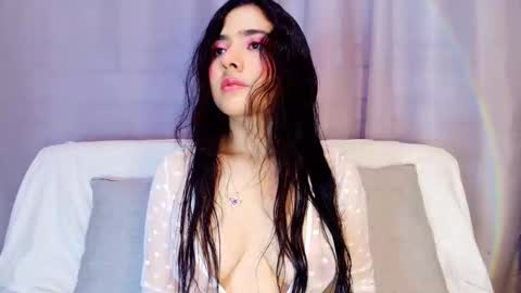  Adara Johnson  online show from October 22, 2025, 11:54 am