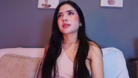  Adara Johnson  online show from March 26, 2026, 11:49 am