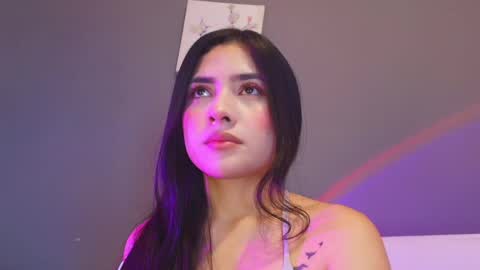  Adara Johnson  online show from June 3, 2026, 11:46 am