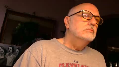 add_me_2 online show from May 19, 2026, 1:39 pm