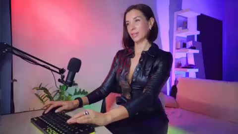 ADDICTION online show from October 12, 2025, 9:52 am
