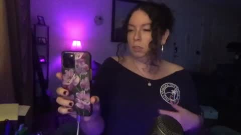 Addie 3 online show from June 7, 2026, 4:27 am