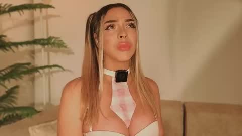 A D D I S O N  online show from October 9, 2025, 11:03 pm