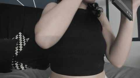 Ade  online show from January 15, 2025, 7:44 pm