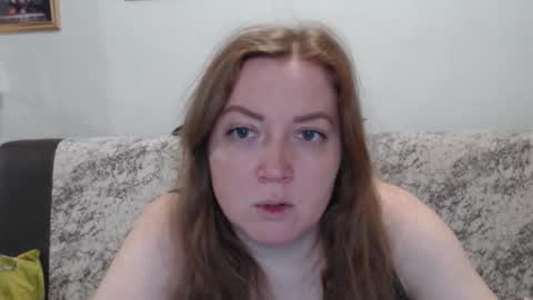 Adel online show from February 2, 2026, 6:06 pm