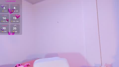 Snapshot of adela_parker chatting on February 12, 2025, 6:09 pm Adela Parker online show from February 12, 2025, 6:09 pm