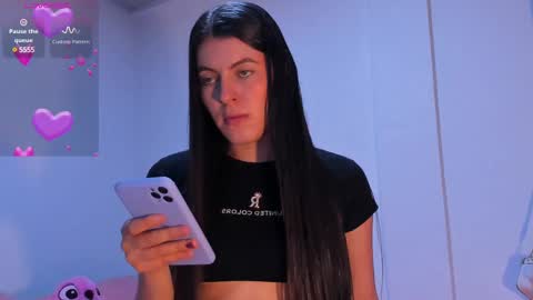 Snapshot of adela_parker chatting on February 14, 2025, 7:12 pm Adela Parker online show from February 14, 2025, 7:12 pm