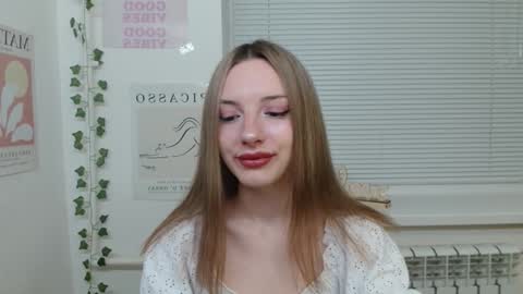 Snapshot of adele0_0 chatting on January 7, 2025, 1:35 pm Adele online show from January 7, 2025, 1:35 pm