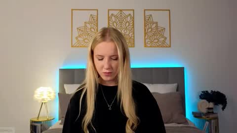 Adele online show from November 28, 2025, 10:45 pm