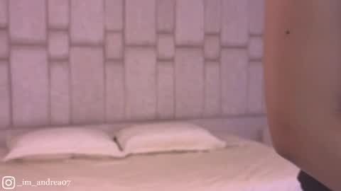 Andrea online show from April 11, 2026, 11:58 am