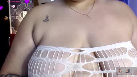 Snapshot of adele_cruzz chatting on December 18, 2025, 10:27 pm adele cruzz online show from December 18, 2025, 10:27 pm