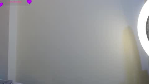 Snapshot of adele_cruzz chatting on February 1, 2026, 7:01 pm adele cruzz online show from February 1, 2026, 7:01 pm