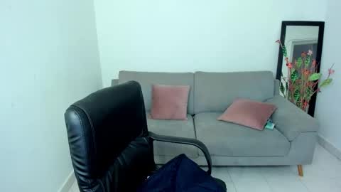 Carolina online show from November 26, 2025, 11:11 am