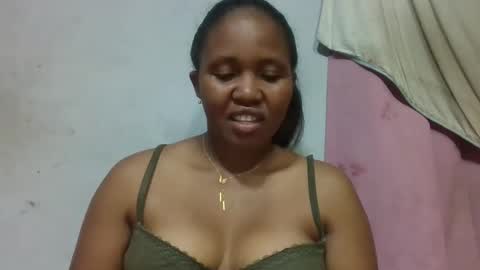 Snapshot of adelealy chatting on May 7, 2026, 6:35 pm adelealy online show from May 7, 2026, 6:35 pm