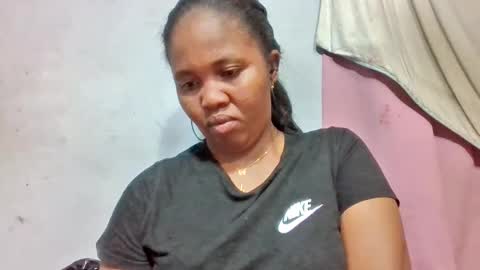 Snapshot of adelealy chatting on May 8, 2026, 7:03 am adelealy online show from May 8, 2026, 7:03 am