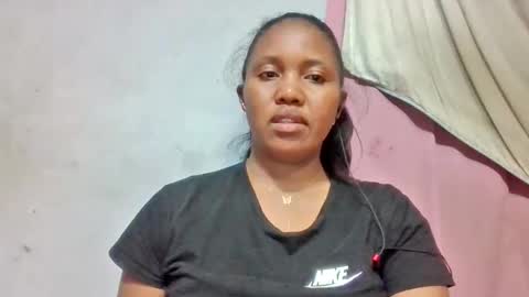 Snapshot of adelealy chatting on May 9, 2026, 7:13 am adelealy online show from May 9, 2026, 7:13 am