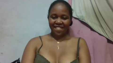 Snapshot of adelealy chatting on May 10, 2026, 7:57 am adelealy online show from May 10, 2026, 7:57 am