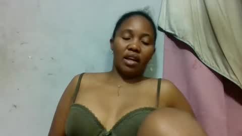 Snapshot of adelealy chatting on June 3, 2026, 2:47 am adelealy online show from June 3, 2026, 2:47 am