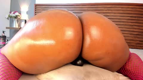 Adele  online show from September 26, 2025, 6:23 pm