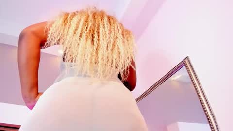 Adele  online show from February 10, 2026, 6:56 pm