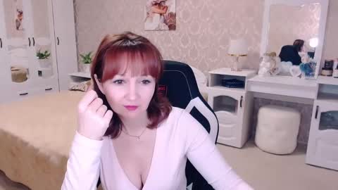 Snapshot of adelemoran chatting on March 8, 2025, 9:29 pm AdeleMoran online show from March 8, 2025, 9:29 pm